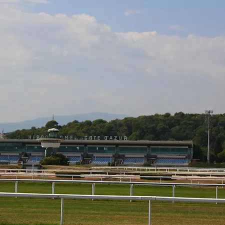 Lägenhet Le Panorama Cagnes-sur-Mer
